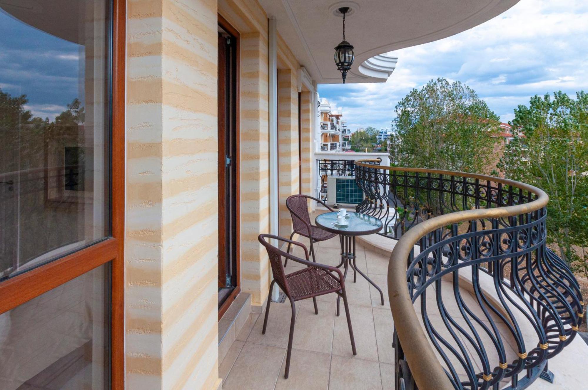 Harmony Suites Grand Resort Sunny Beach Eksteriør billede